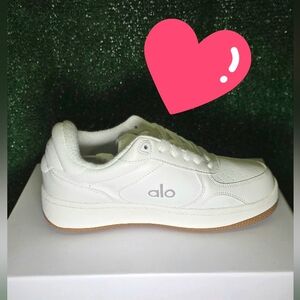 Alo White Recovery Mode Sneakers Women Brand New alo Shoes